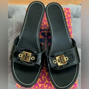 Tory Burch Rosie-Patent Calf Sandals Stacked Mules